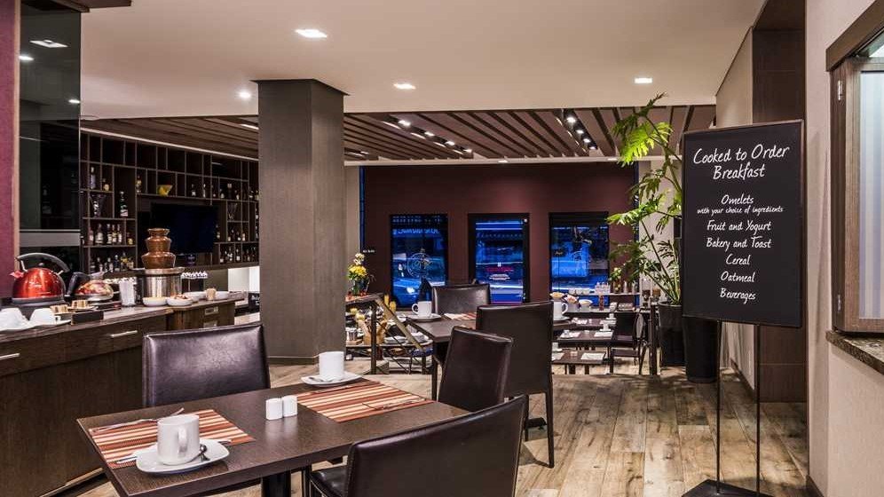 Hotel hilton for the say